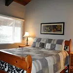 Mammoth Ski & Racquet Club #38 - Pet Okay